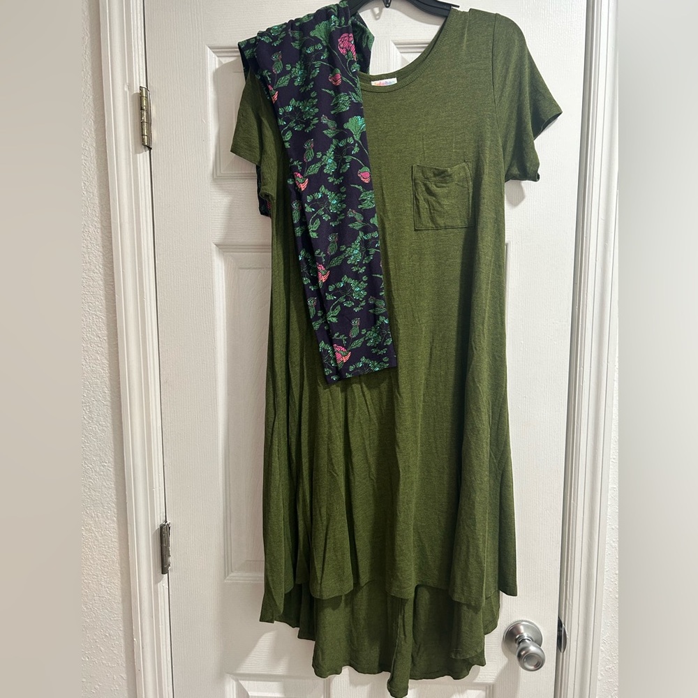 Small Lularoe Carly
